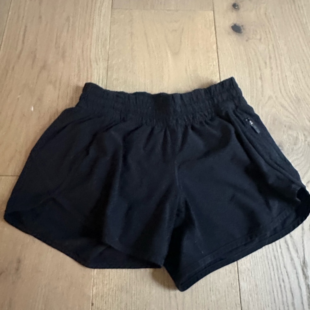 Black Lululemon SIZE 8 Shorts